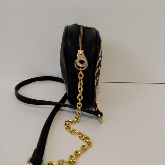 L D Black Faux Leather Baguette Cross Body Bag - Picture 6 of 7